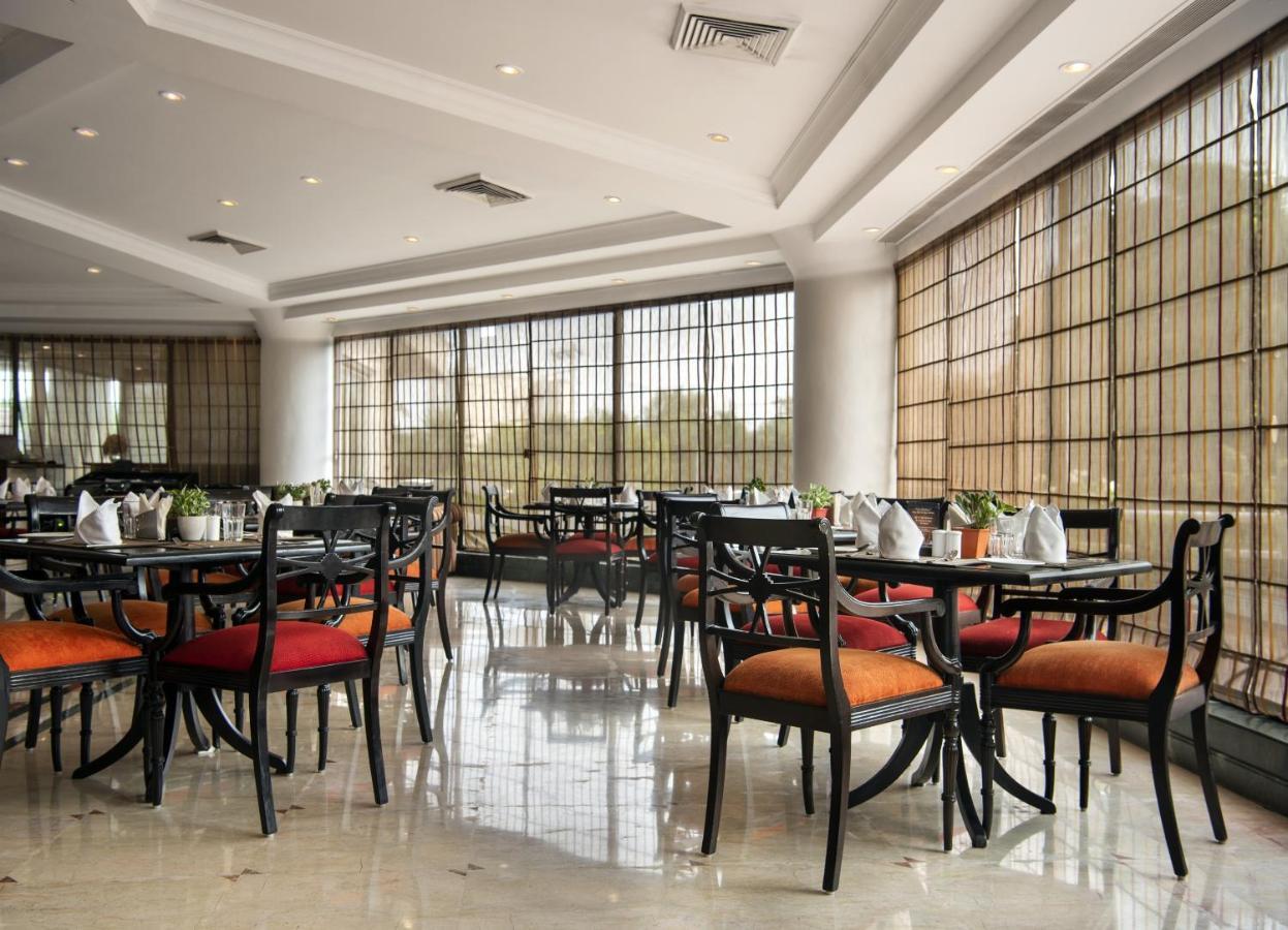 Sarovar Portico Surajkund Új-Delhi Kültér fotó